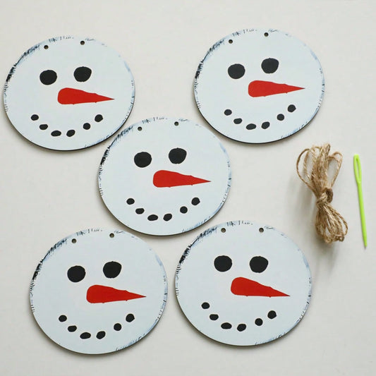 snowman face Christmas garland - styled photo