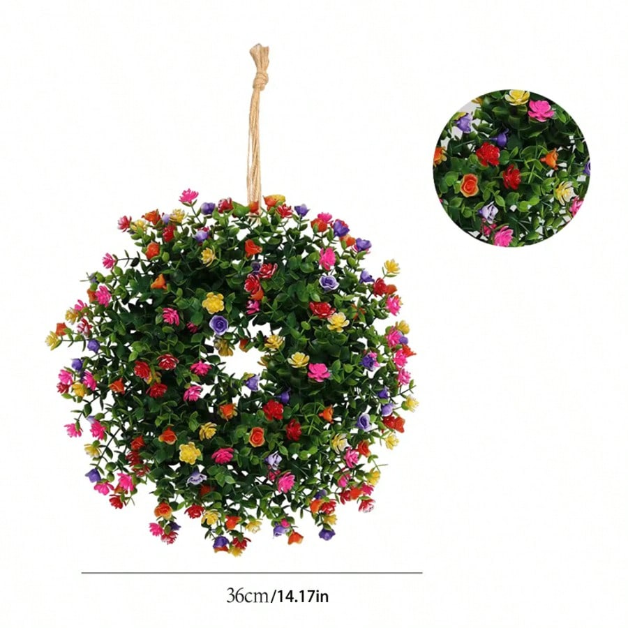 mini berry blossom Christmas wreath - product photo
