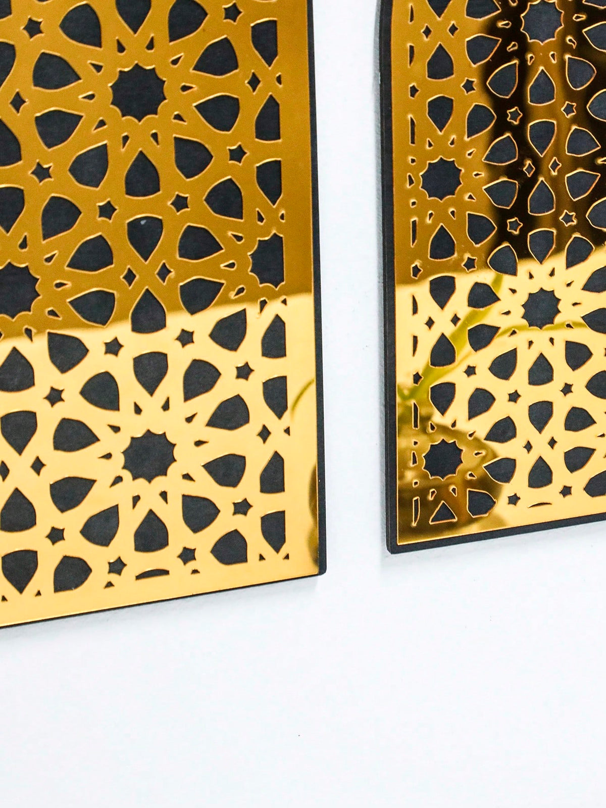 gold mashrabiya arch wall art styled in a room, photo 3