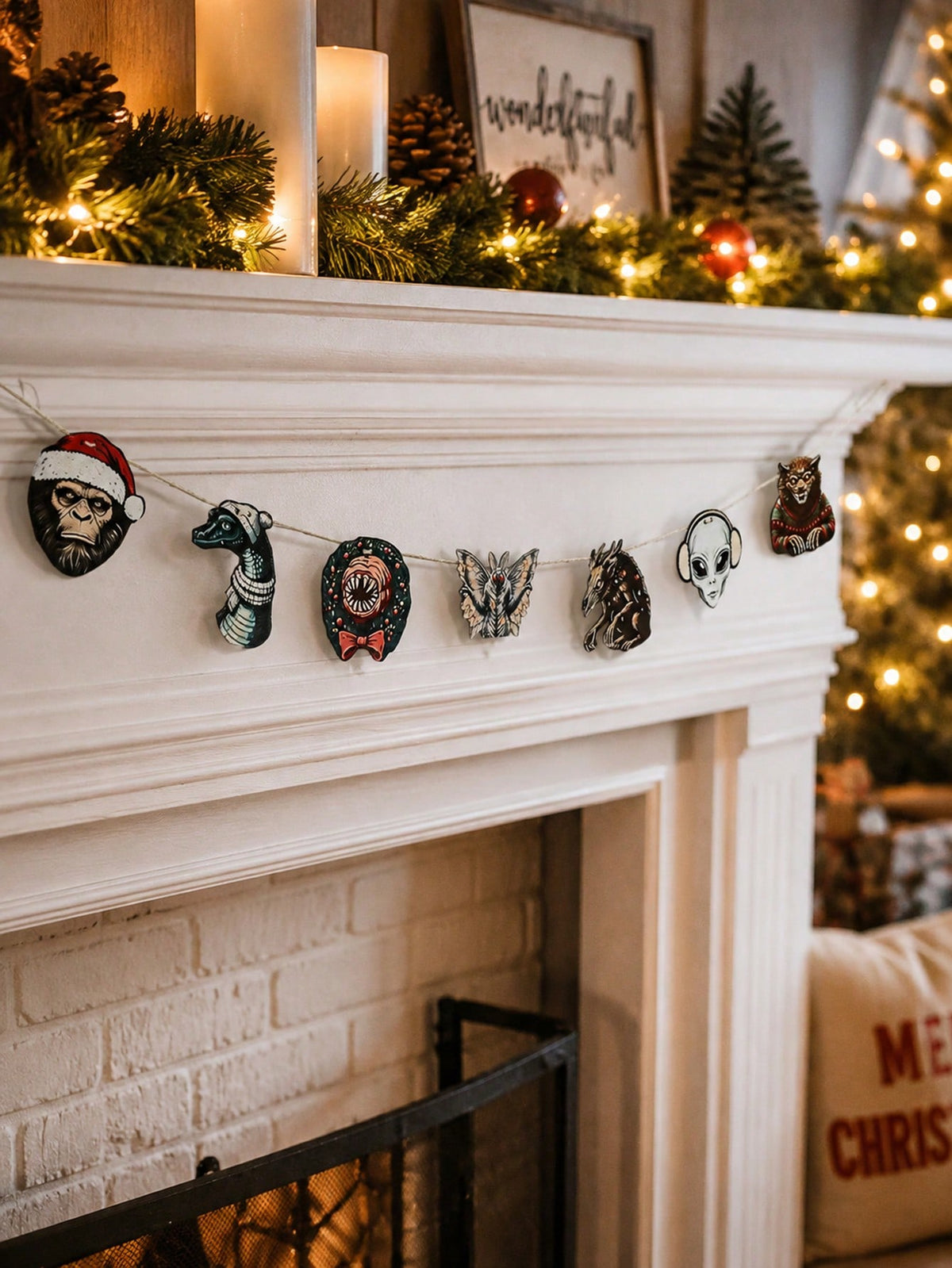 creepy monster Christmas garland - main photo