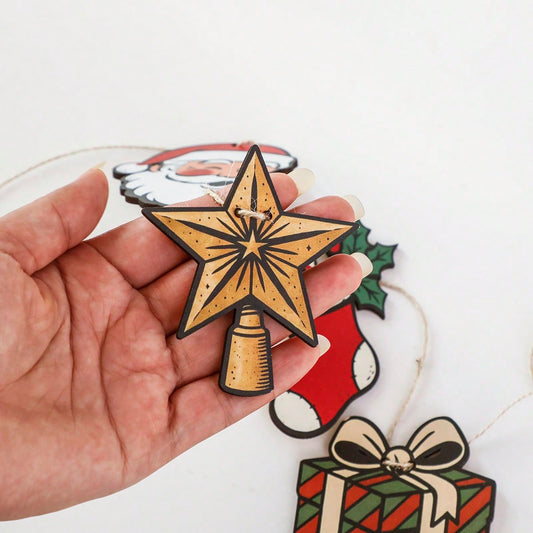 Santa stocking star Christmas garland - main photo