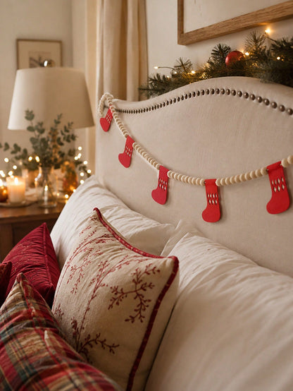 felt stocking bead garland - Red photo 1