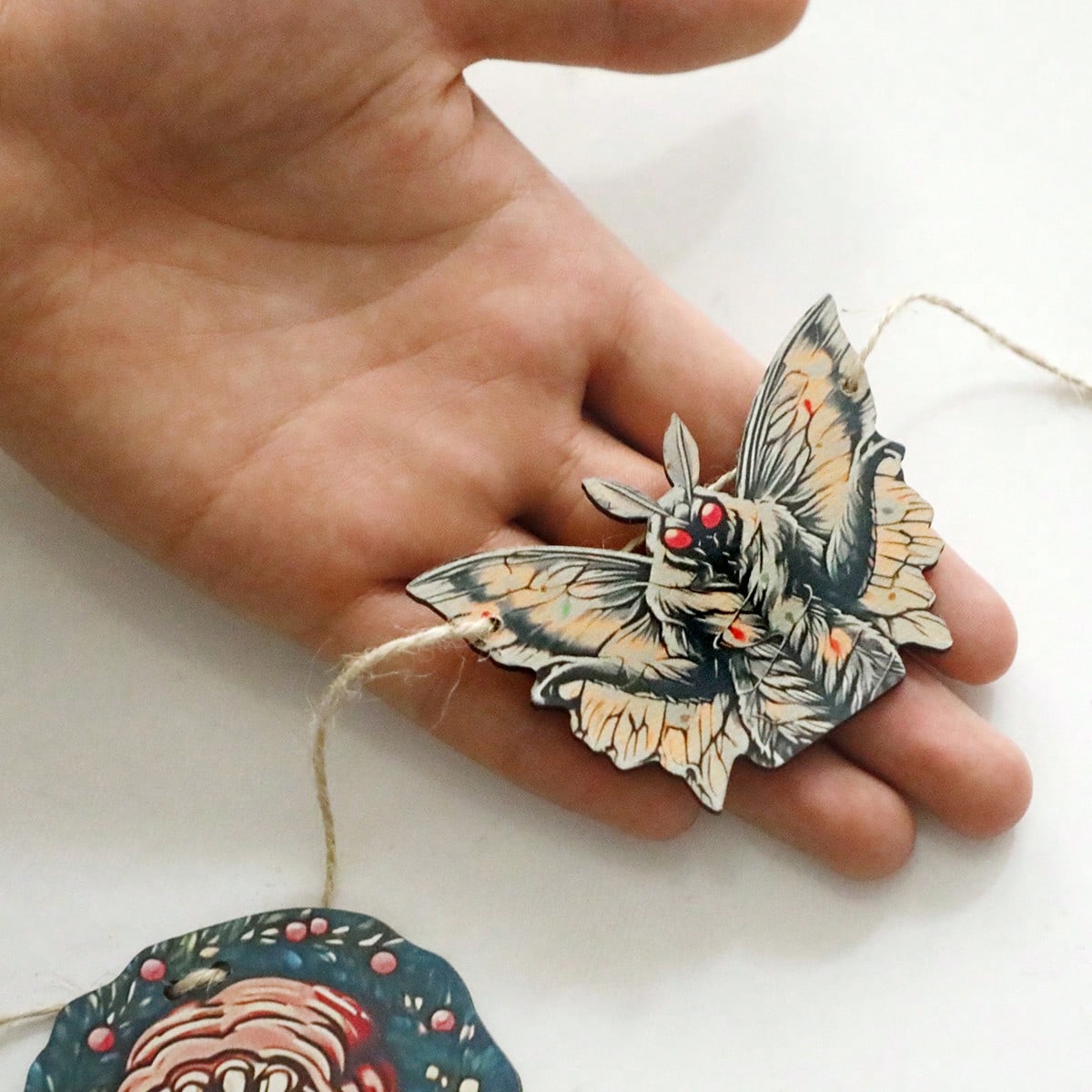 creepy monster Christmas garland - styled photo