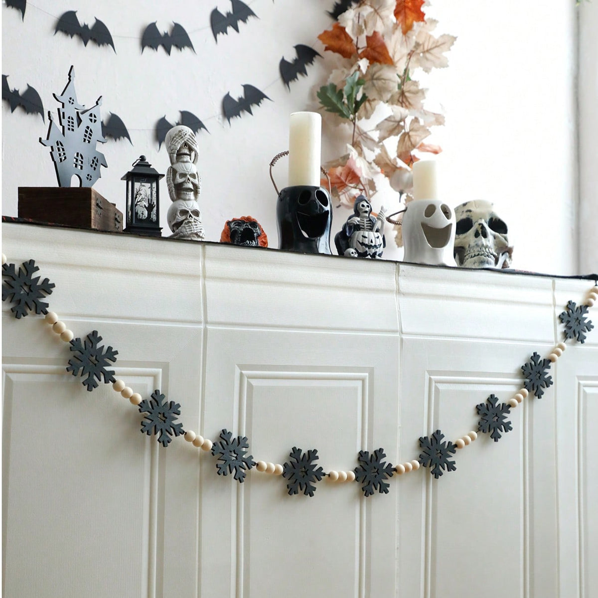 felt snowflake bead garland - Black photo 2