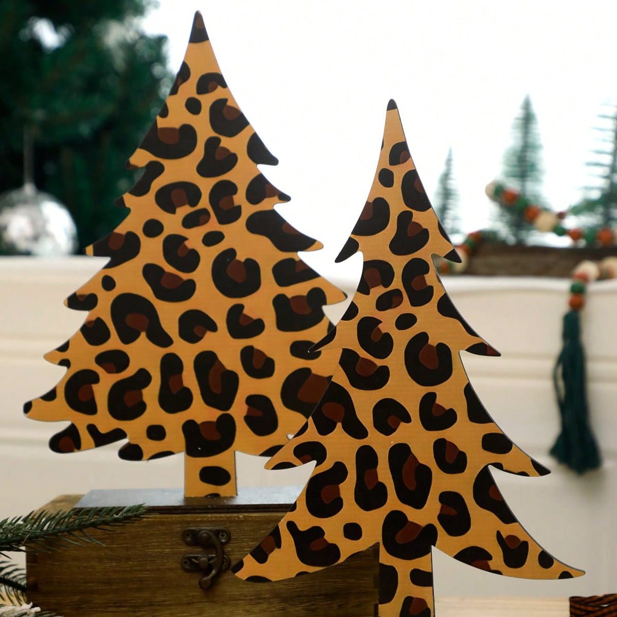 leopard print Christmas tree decor - photo 2