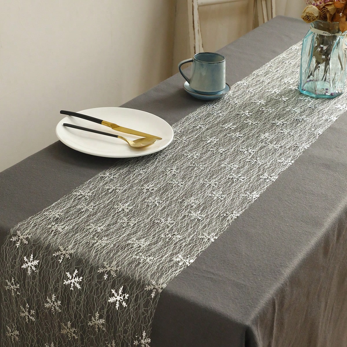 snowflake sheer table runner - Silver photo 2