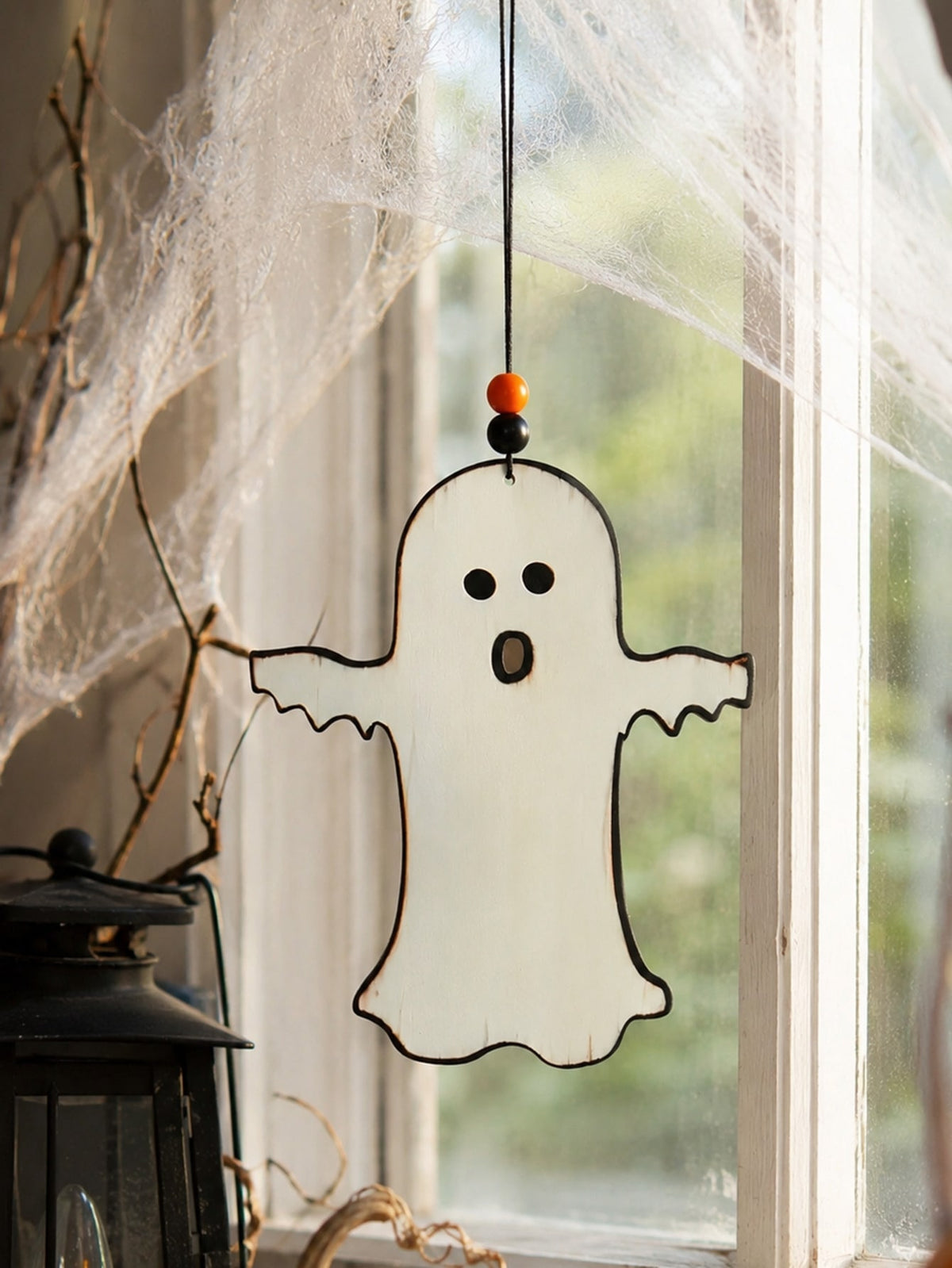 white ghost hanging decor - photo 3