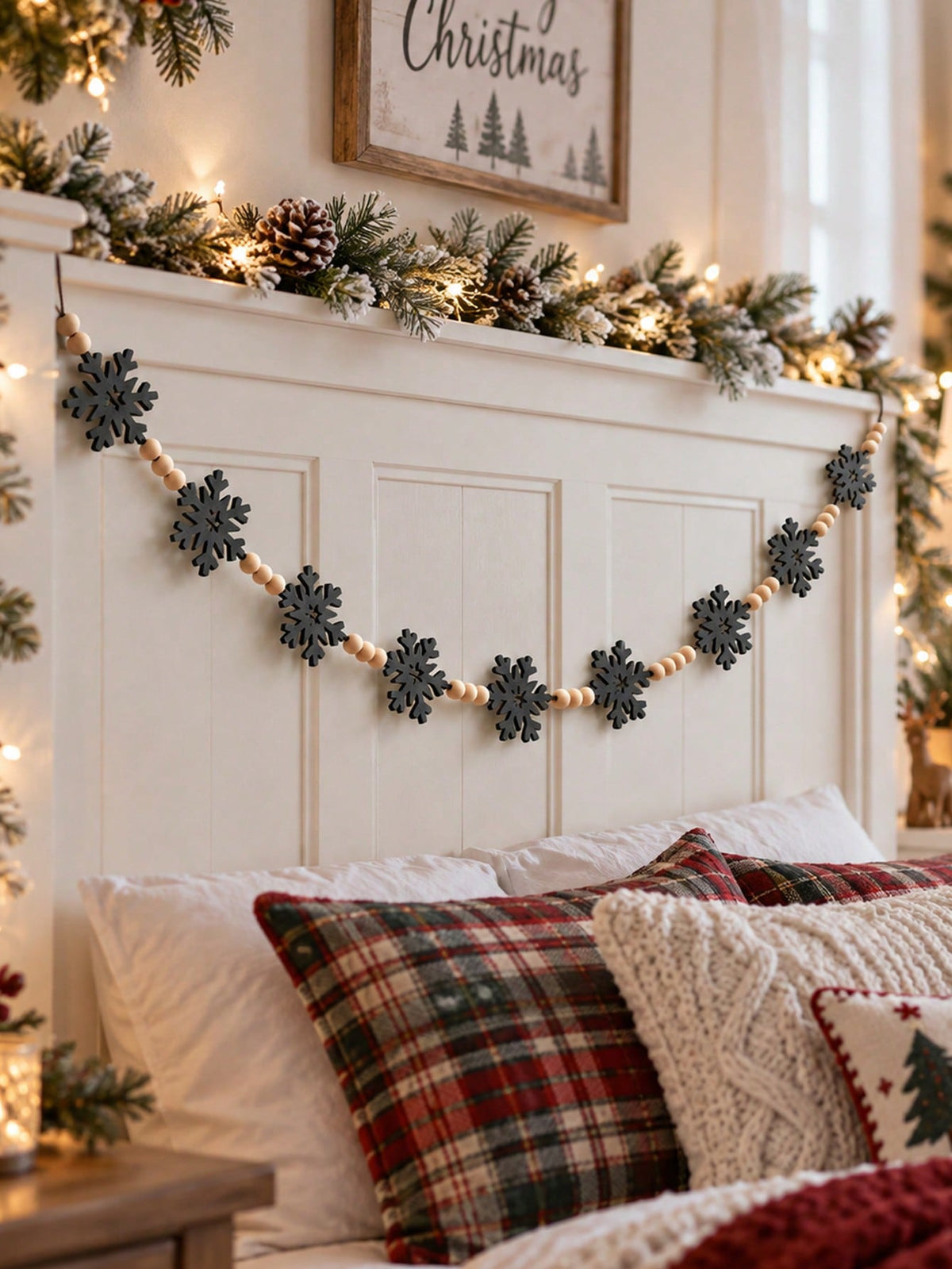 felt snowflake bead garland - Black photo 4