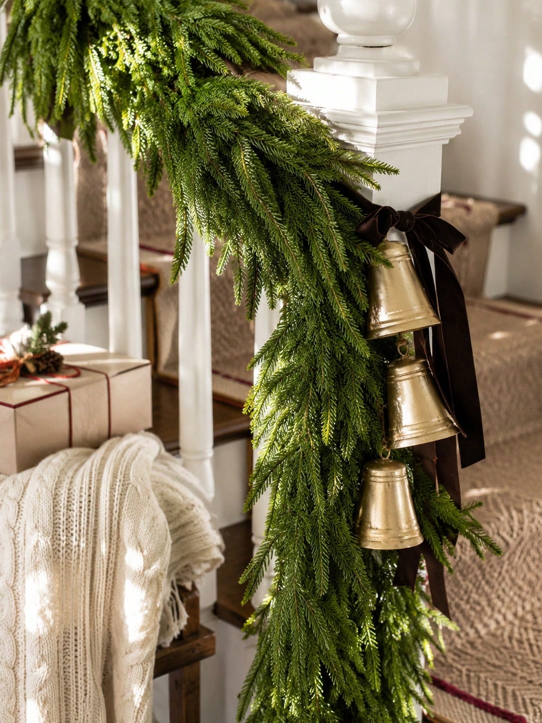 realistic pine garland - photo 4