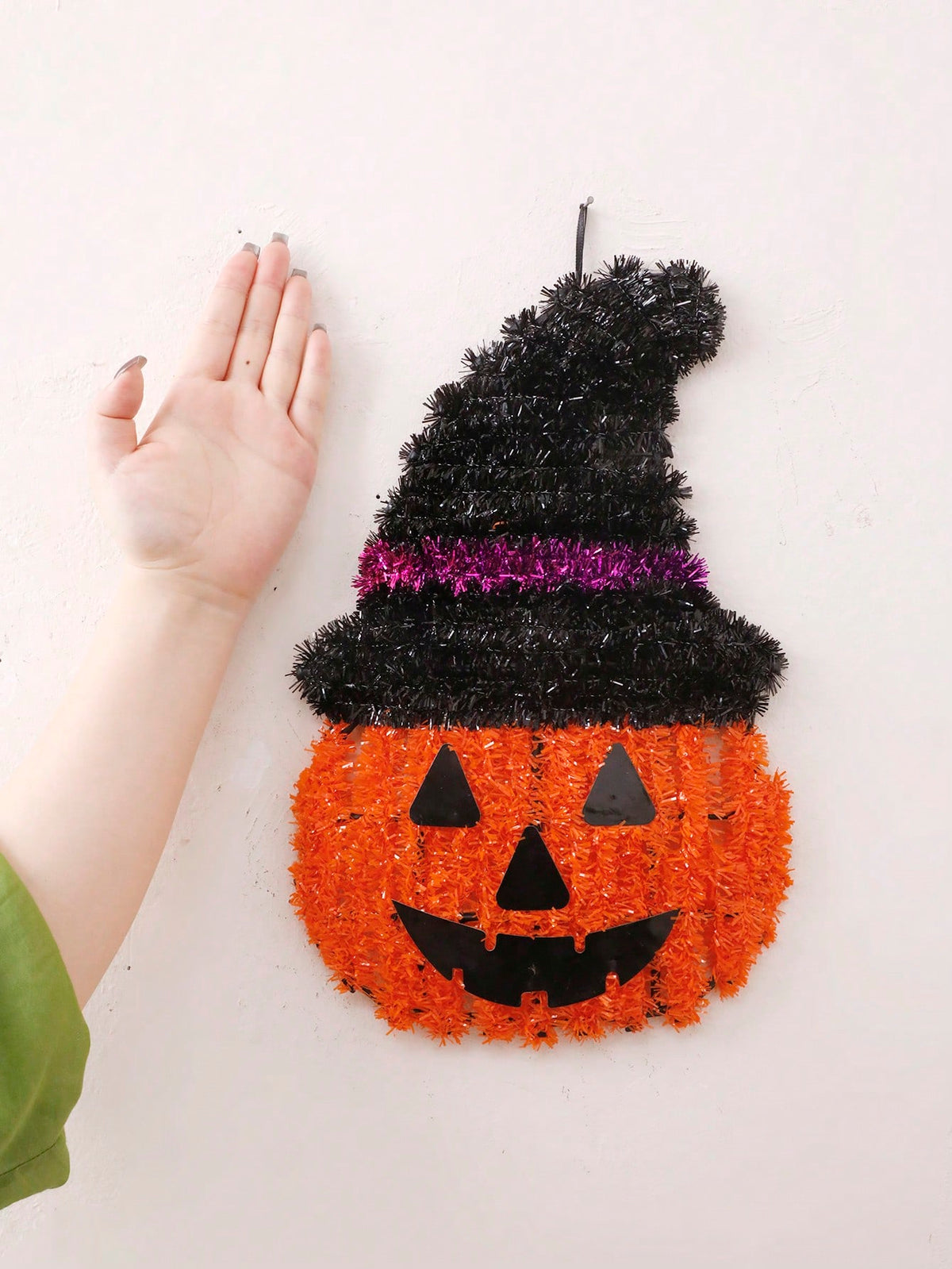 witch hat pumpkin tinsel door hanger - photo 4