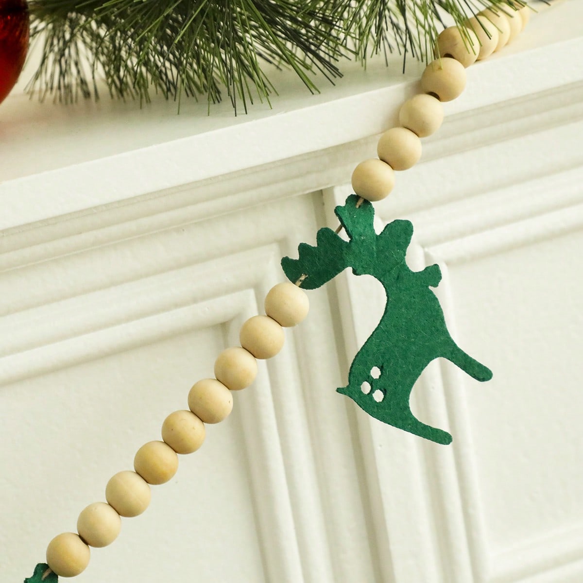 felt reindeer bead garland - photo 5