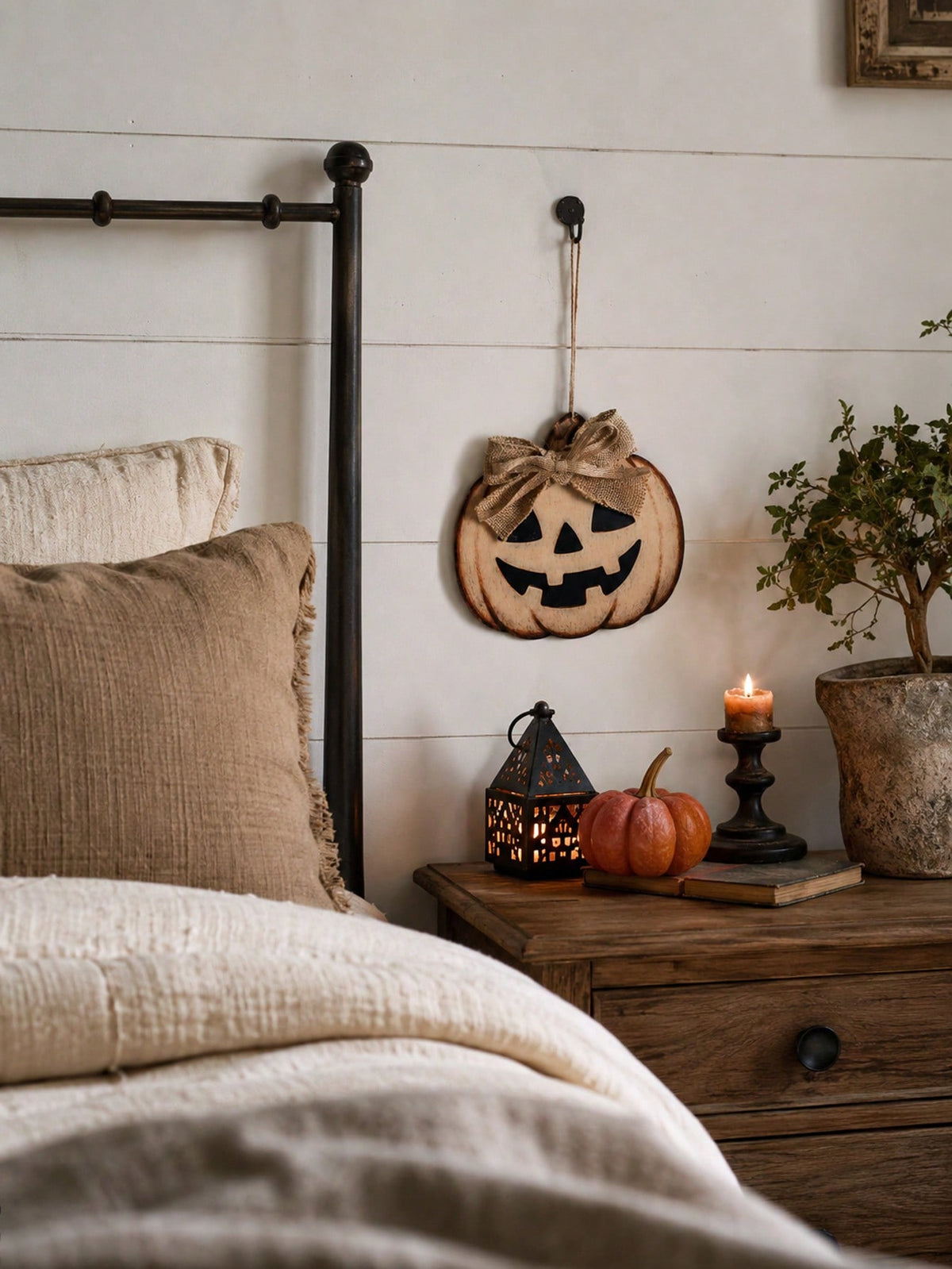 jack-o-lantern hanging sign - photo 4