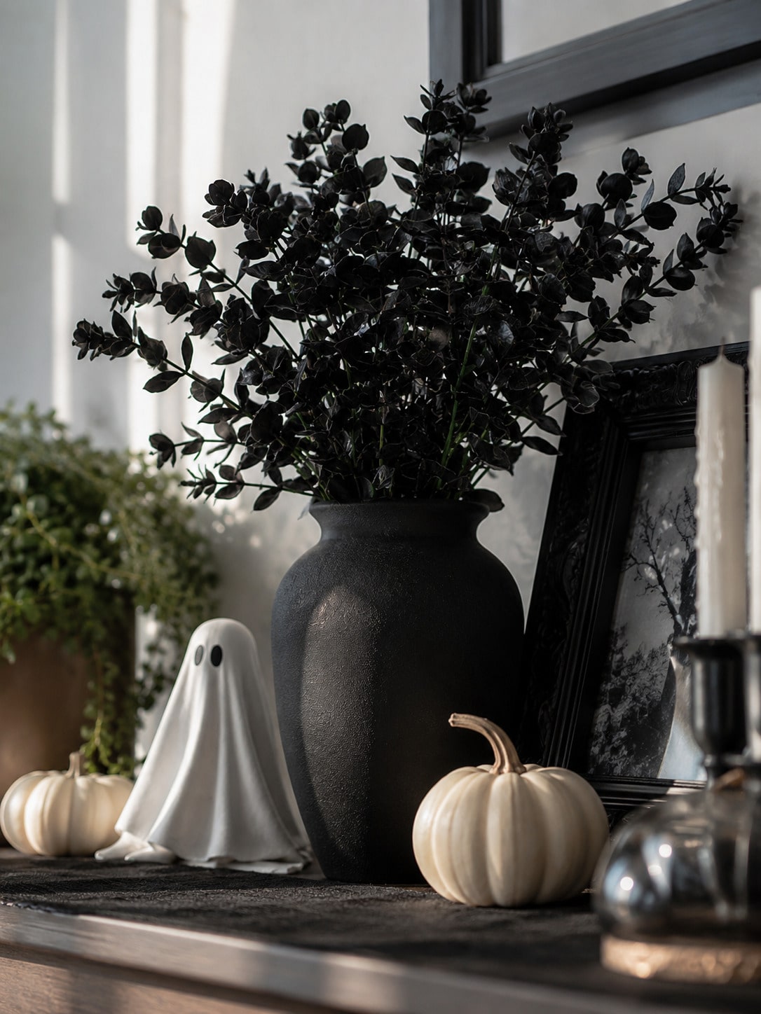 black artificial greenery Halloween - photo 6