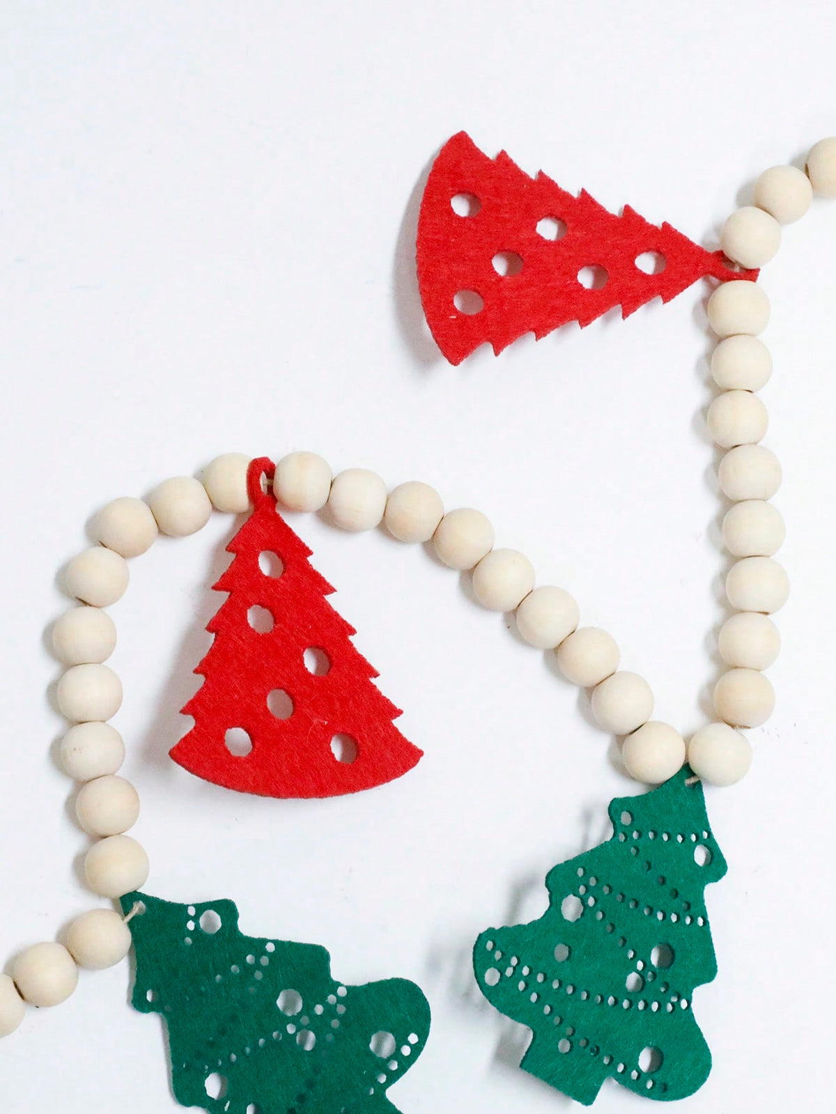 felt Christmas tree bead garland - photo 5