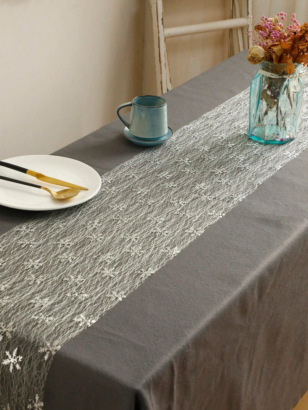 snowflake sheer table runner - Silver photo 6