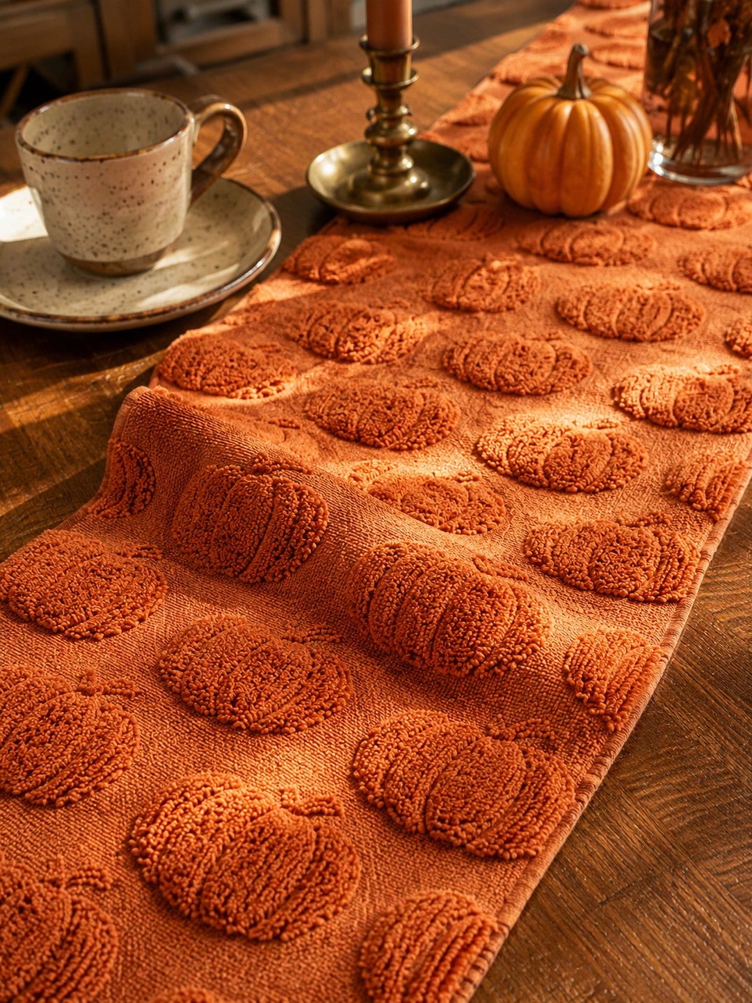 embossed pumpkin table runner - photo 5