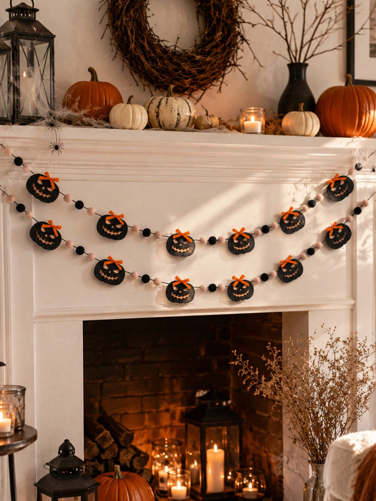 jack-o-lantern pom pom Halloween banner - photo 5