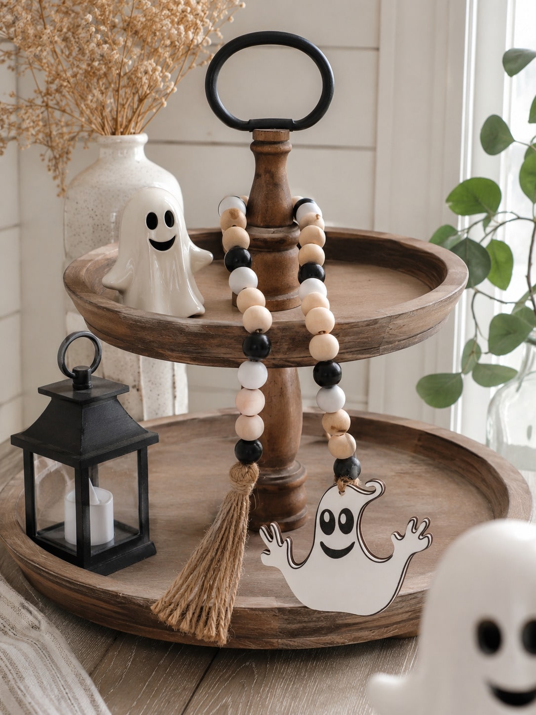 white ghost beaded garland - photo 5