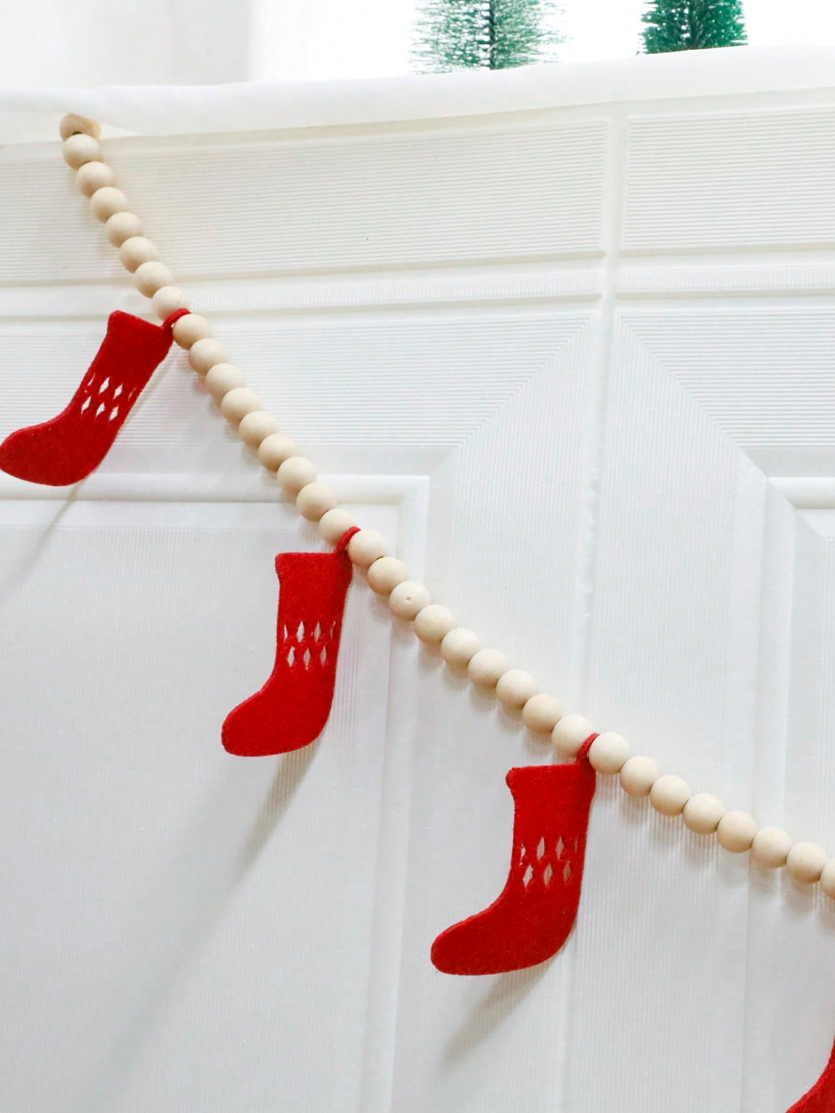 felt stocking bead garland - Red photo 5