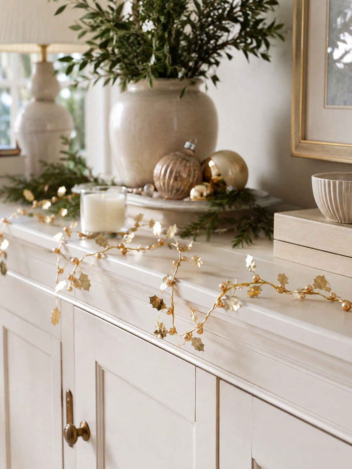 holly leaf bead garland - Gold photo 5