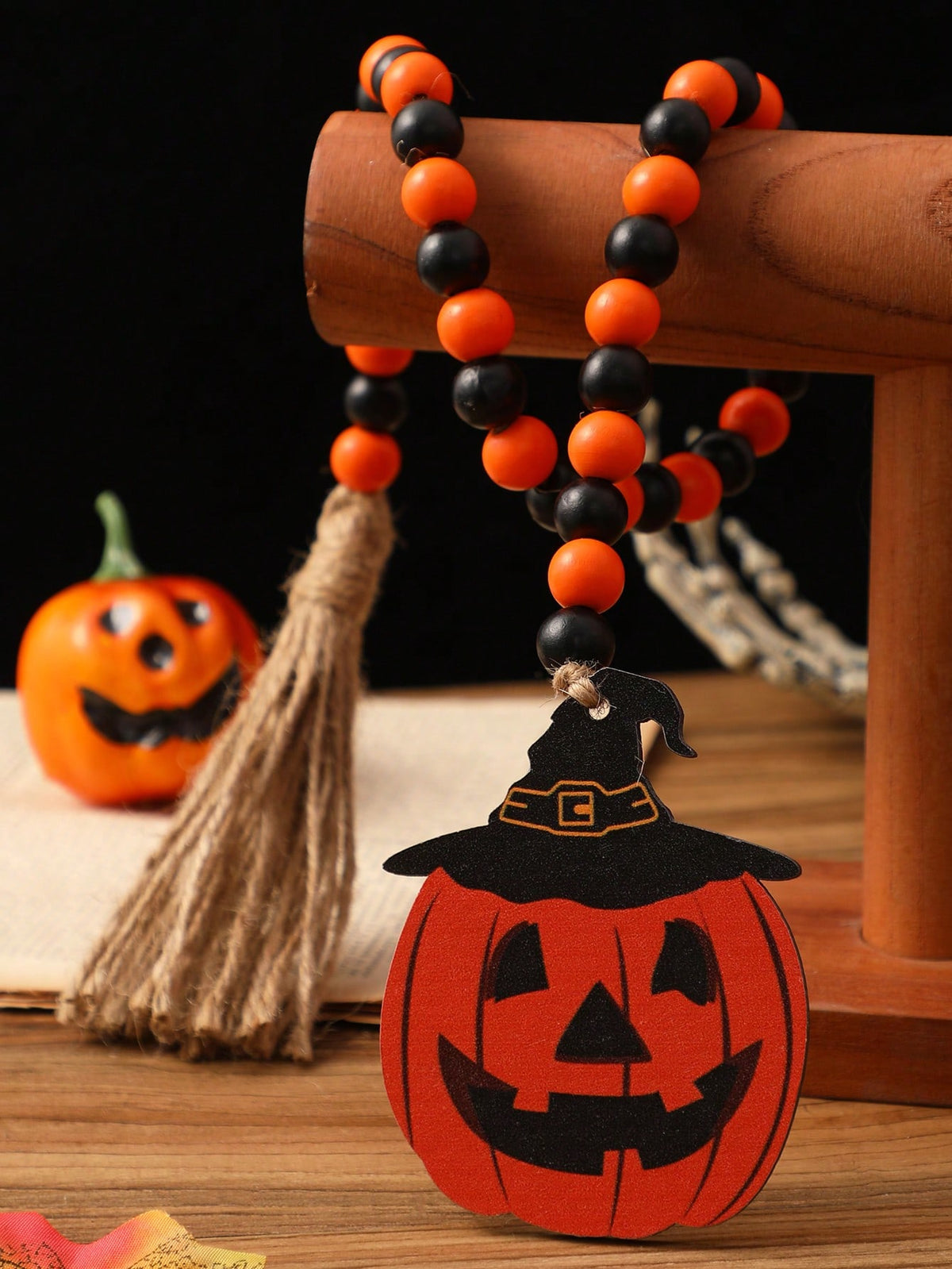 jack-o-lantern beaded garland - photo 6