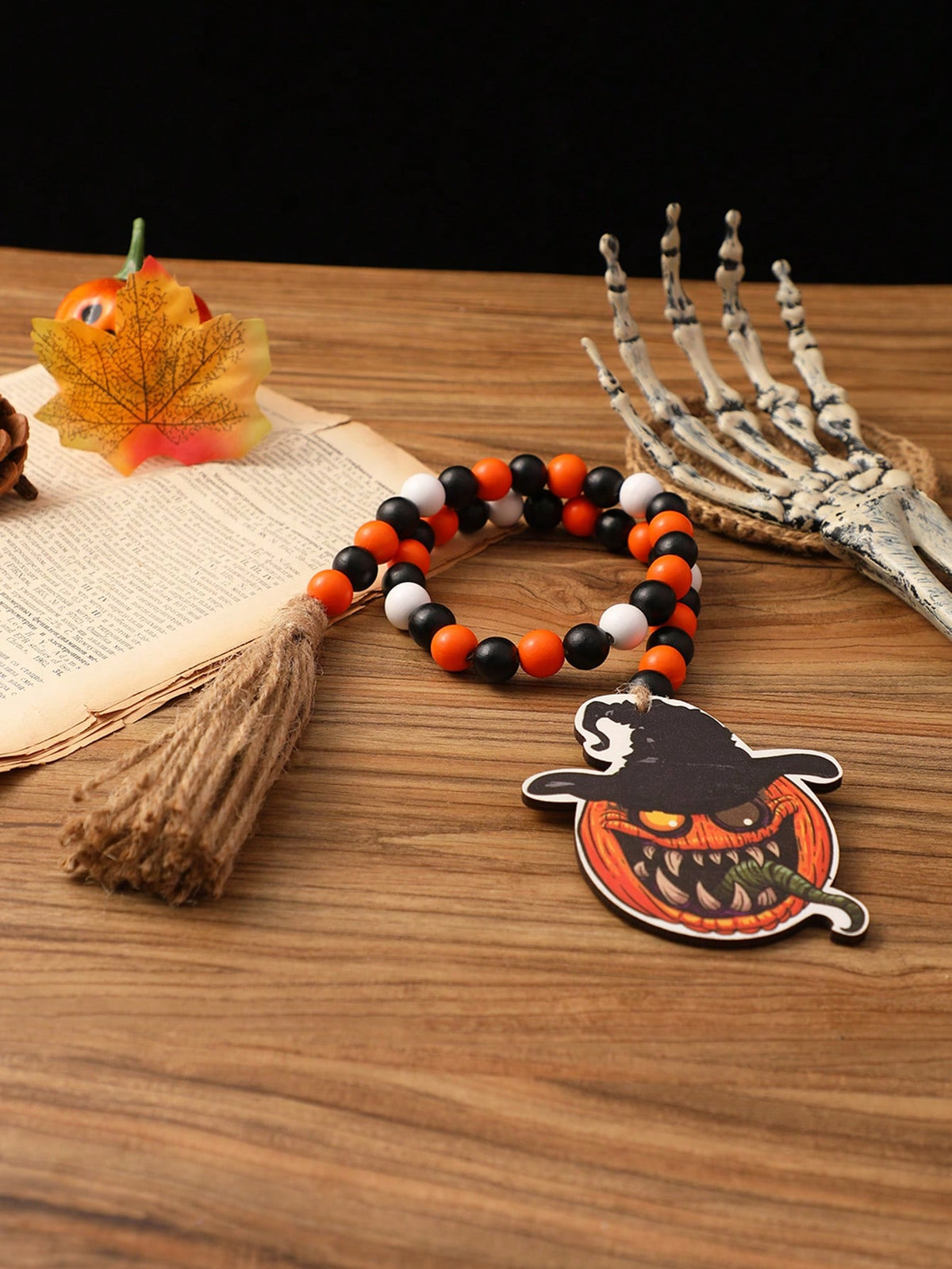 witch hat pumpkin beaded garland - photo 8