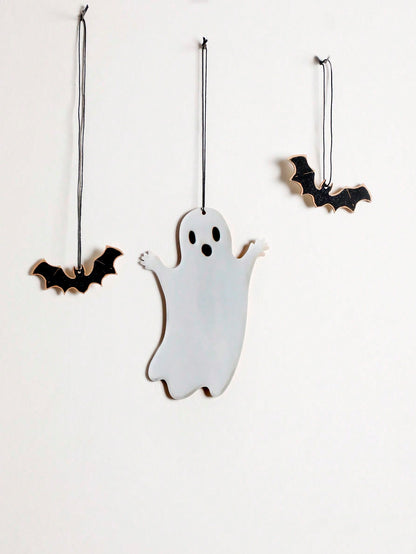 ghost bat window hanging decor - photo 8