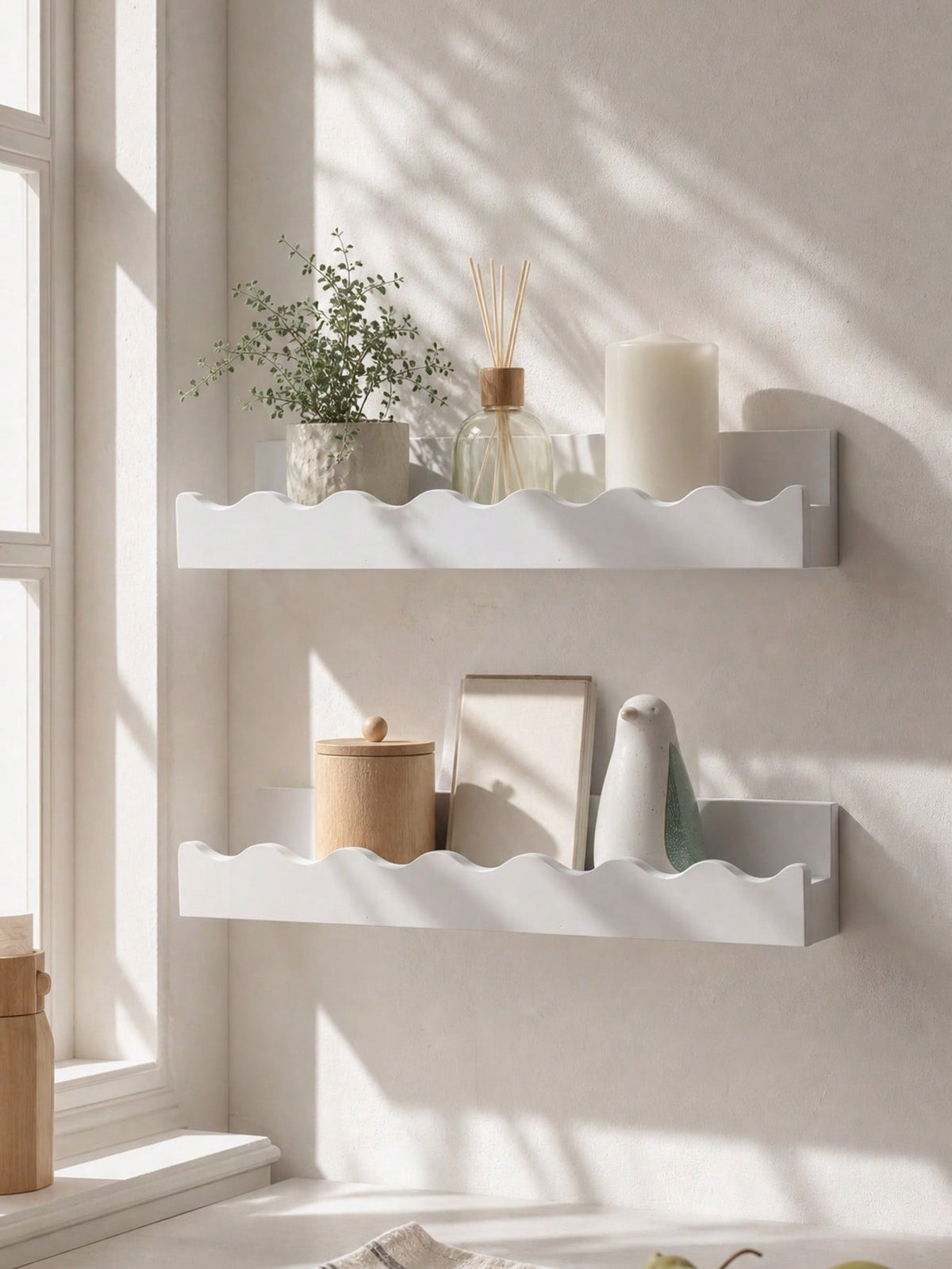 wavy edge floating wall shelf - White photo 8