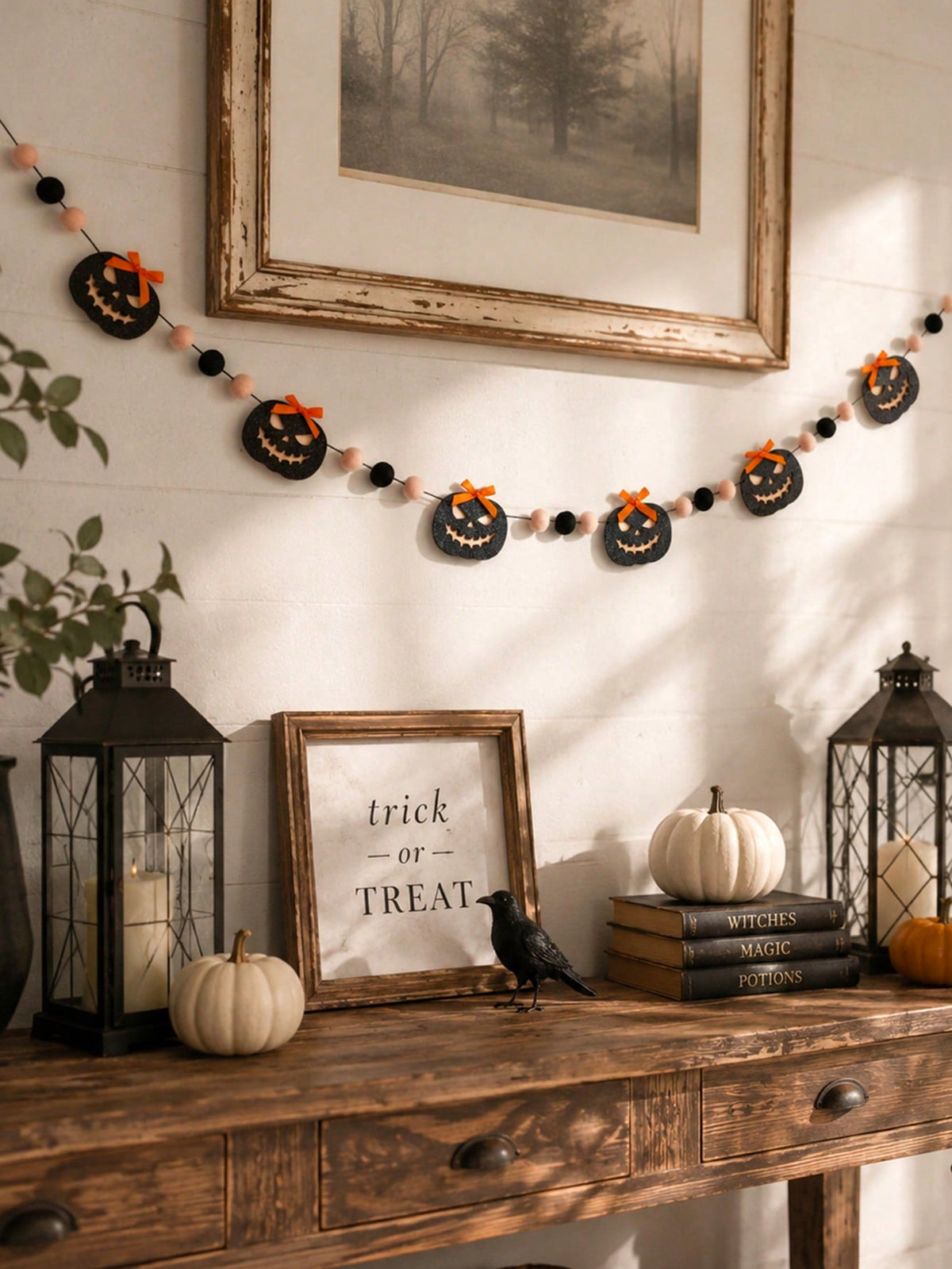 jack-o-lantern pom pom Halloween banner - photo 8