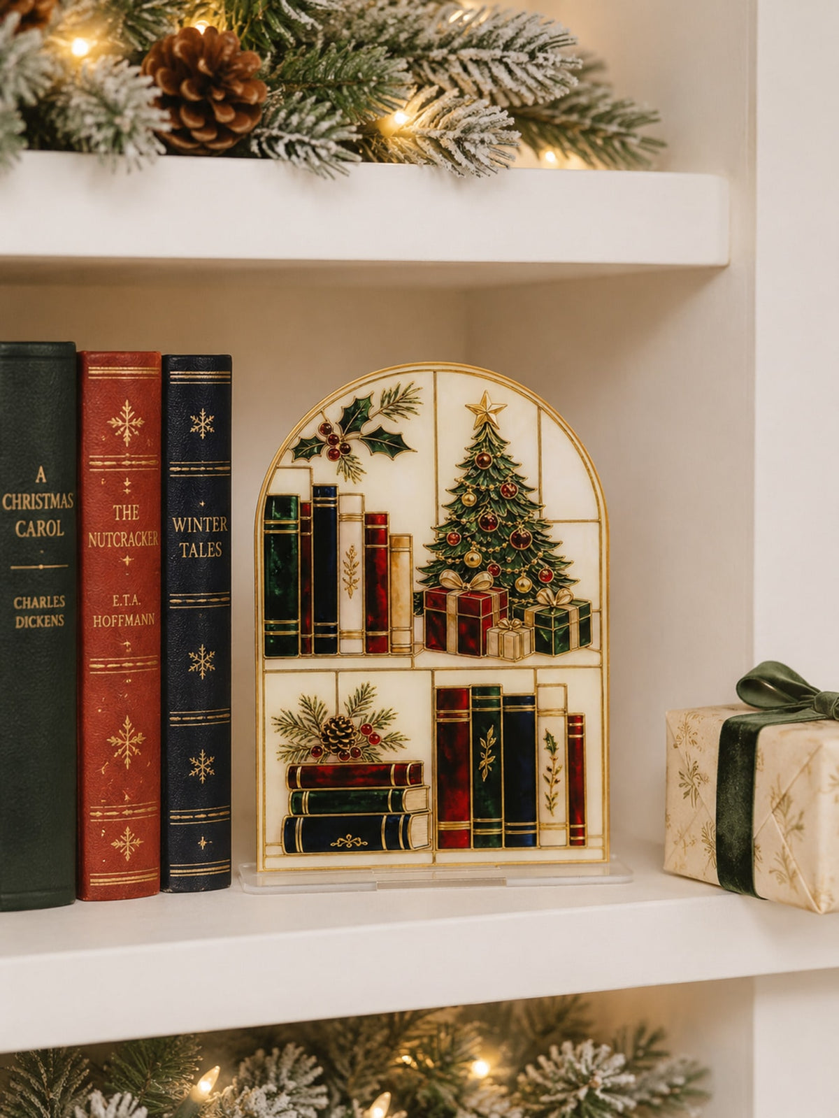 Christmas bookshelf scene plaque - photo 8