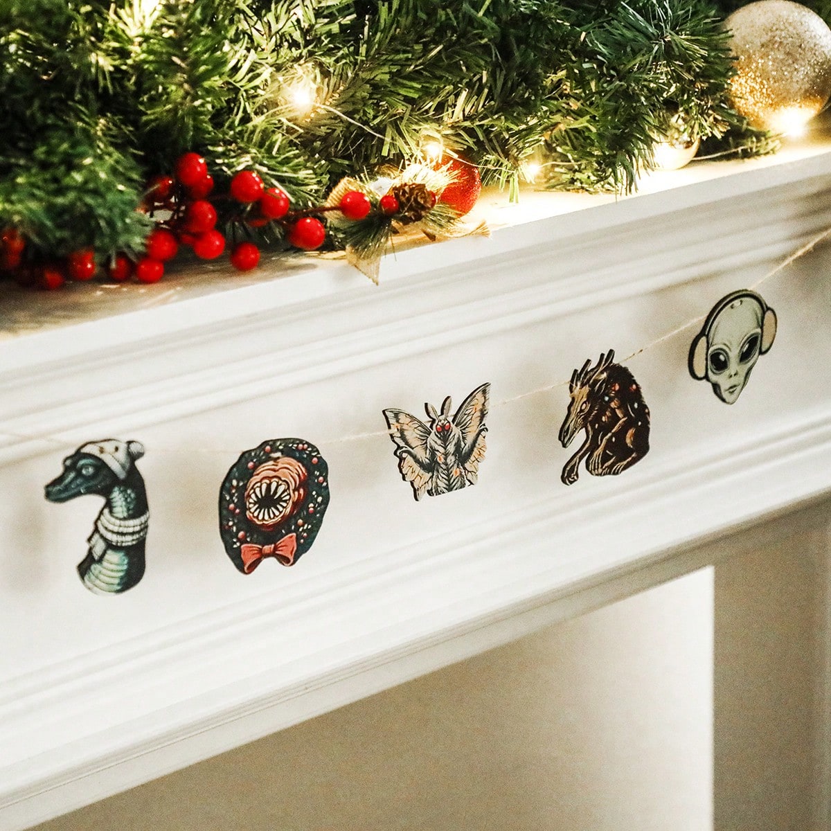 creepy monster Christmas garland - photo 8