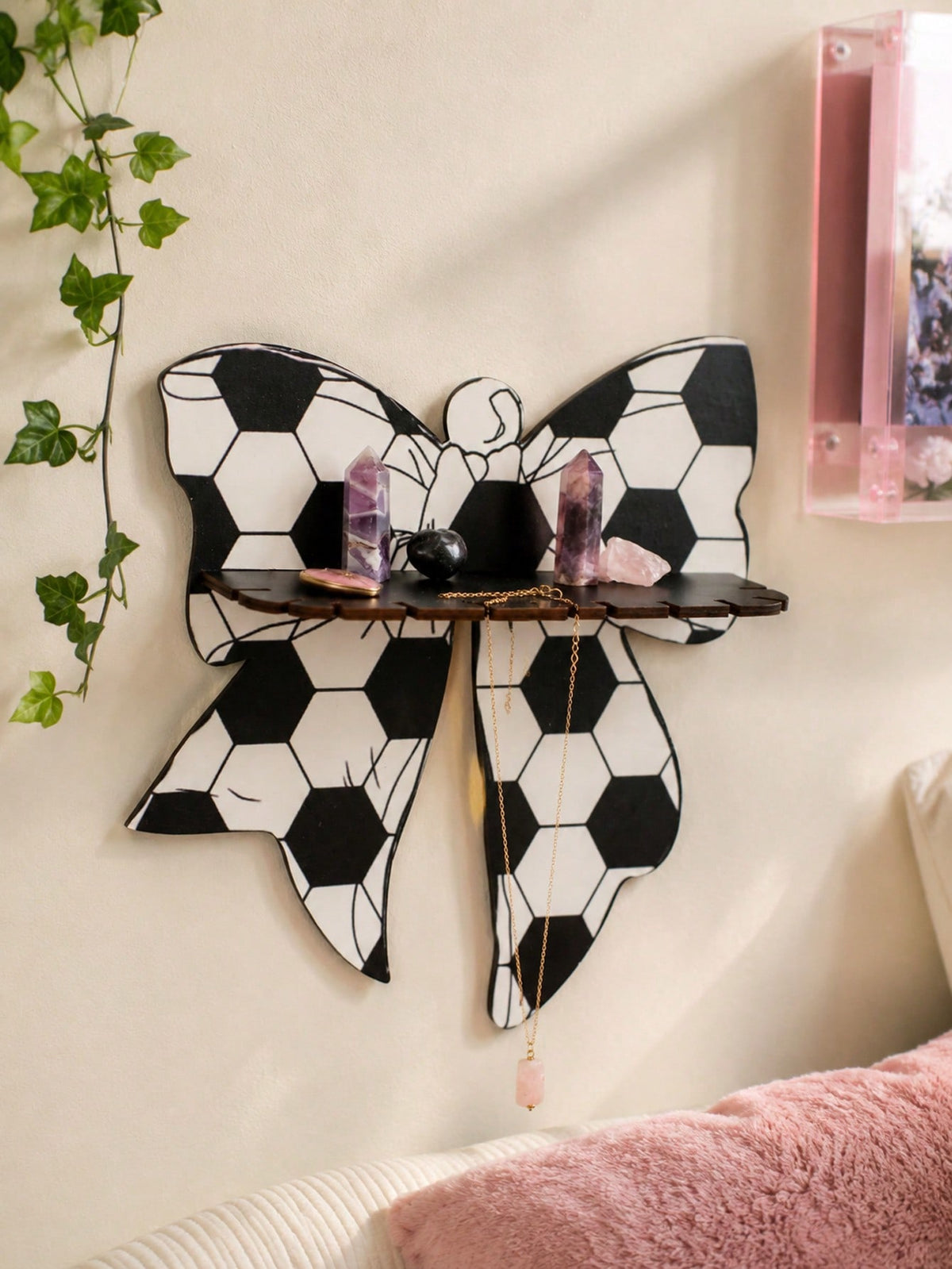 soccer ball bow wall shelf - photo 8