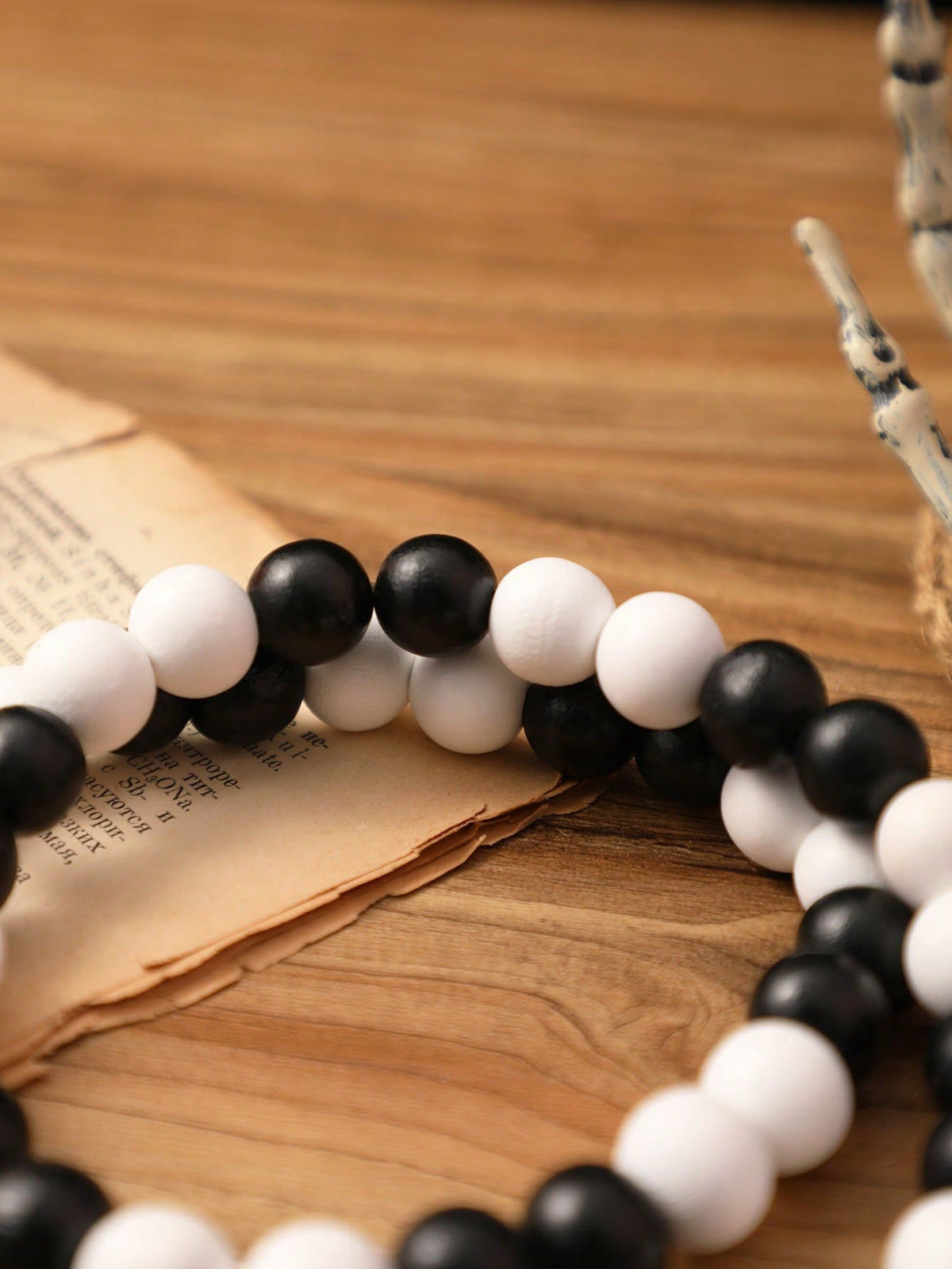 ghost charm bead garland - photo 8