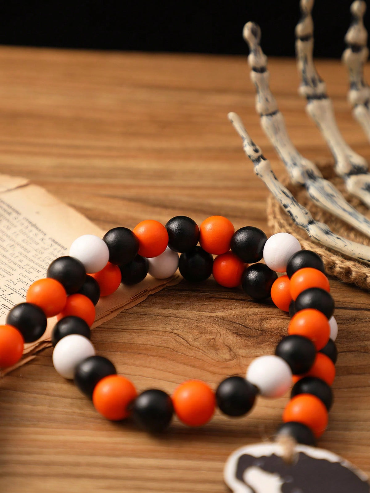witch hat pumpkin beaded garland - photo 10