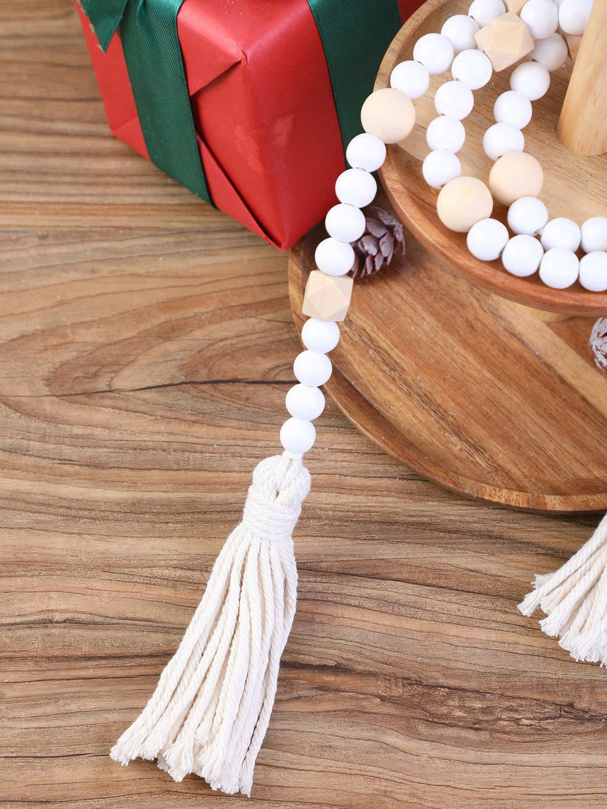 geometric wood bead garland - Cream & Natural photo 9