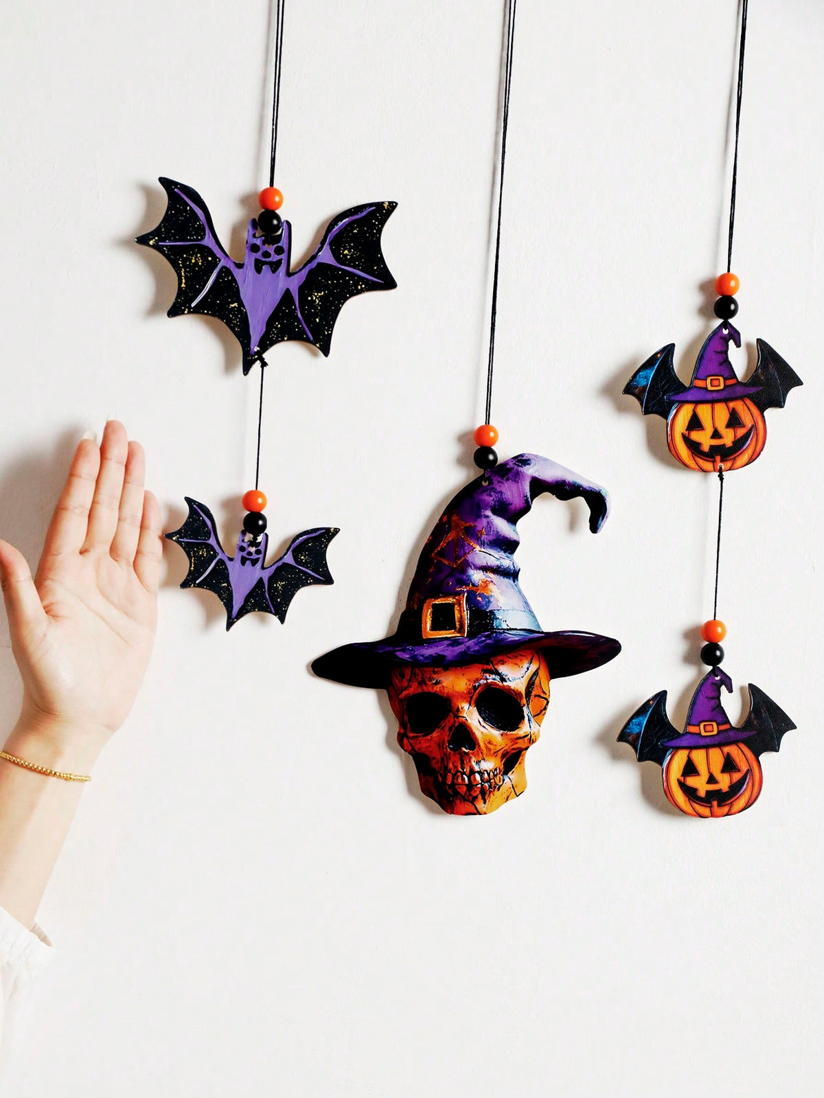 witch hat skull bat hanging decor - photo 11