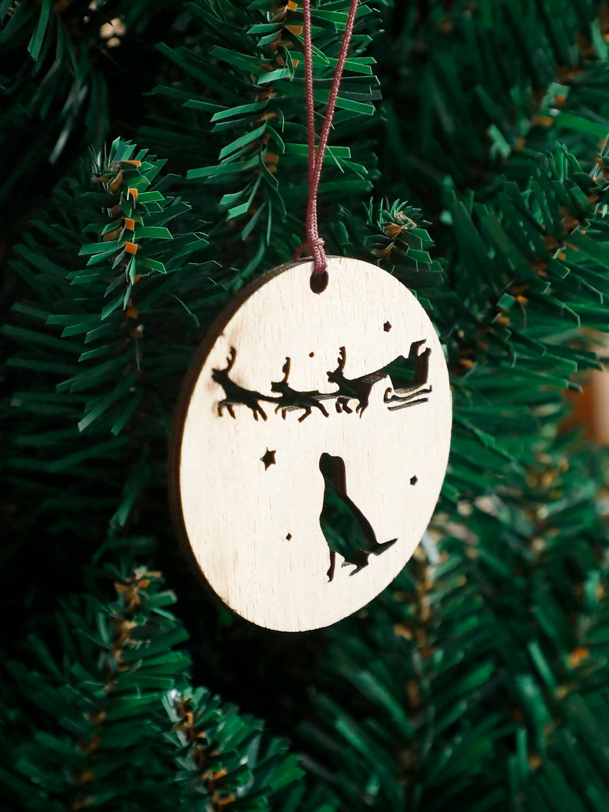 dog Santa sleigh ornament - photo 10