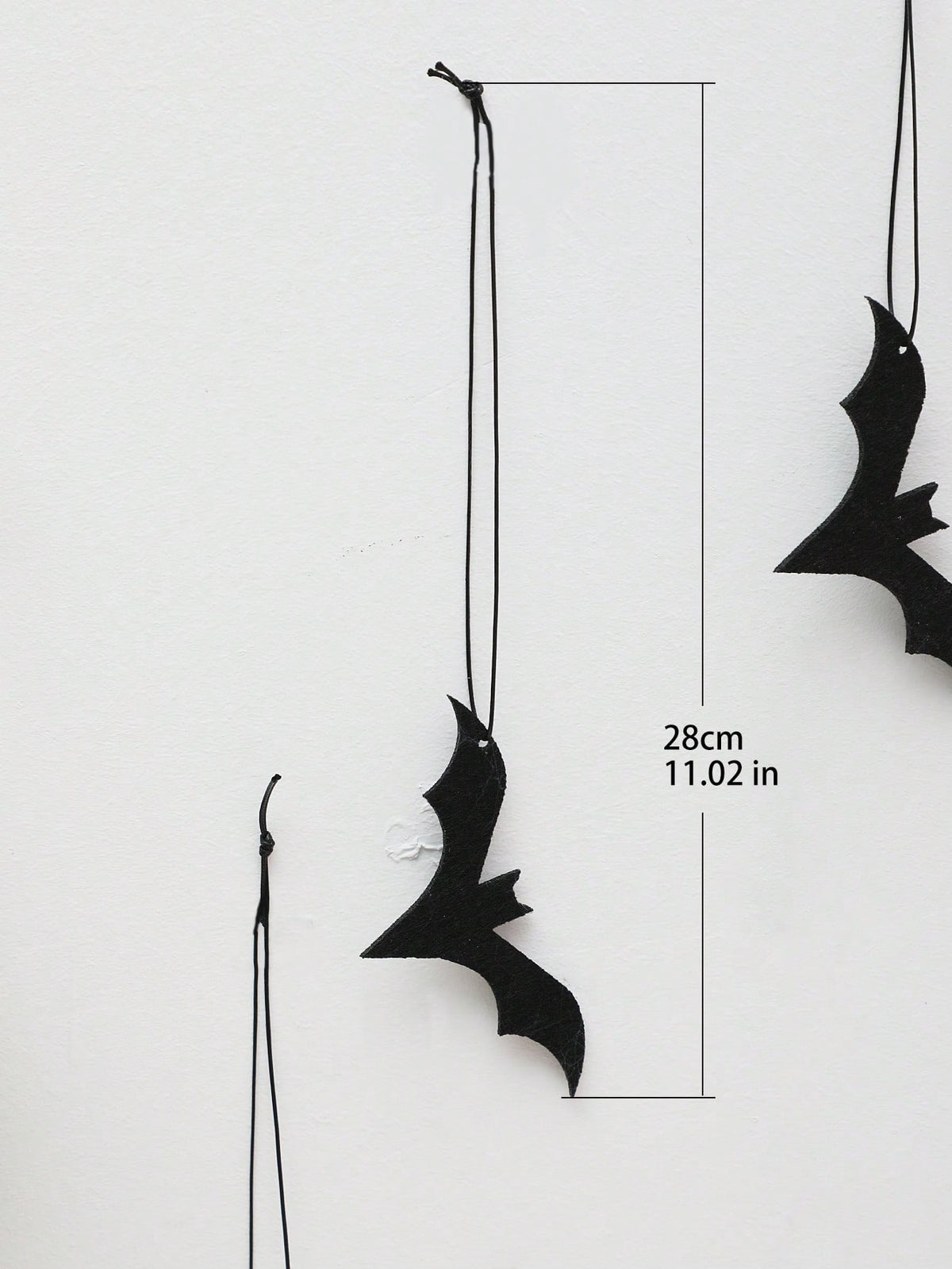 black bat hanging decorations - photo 11