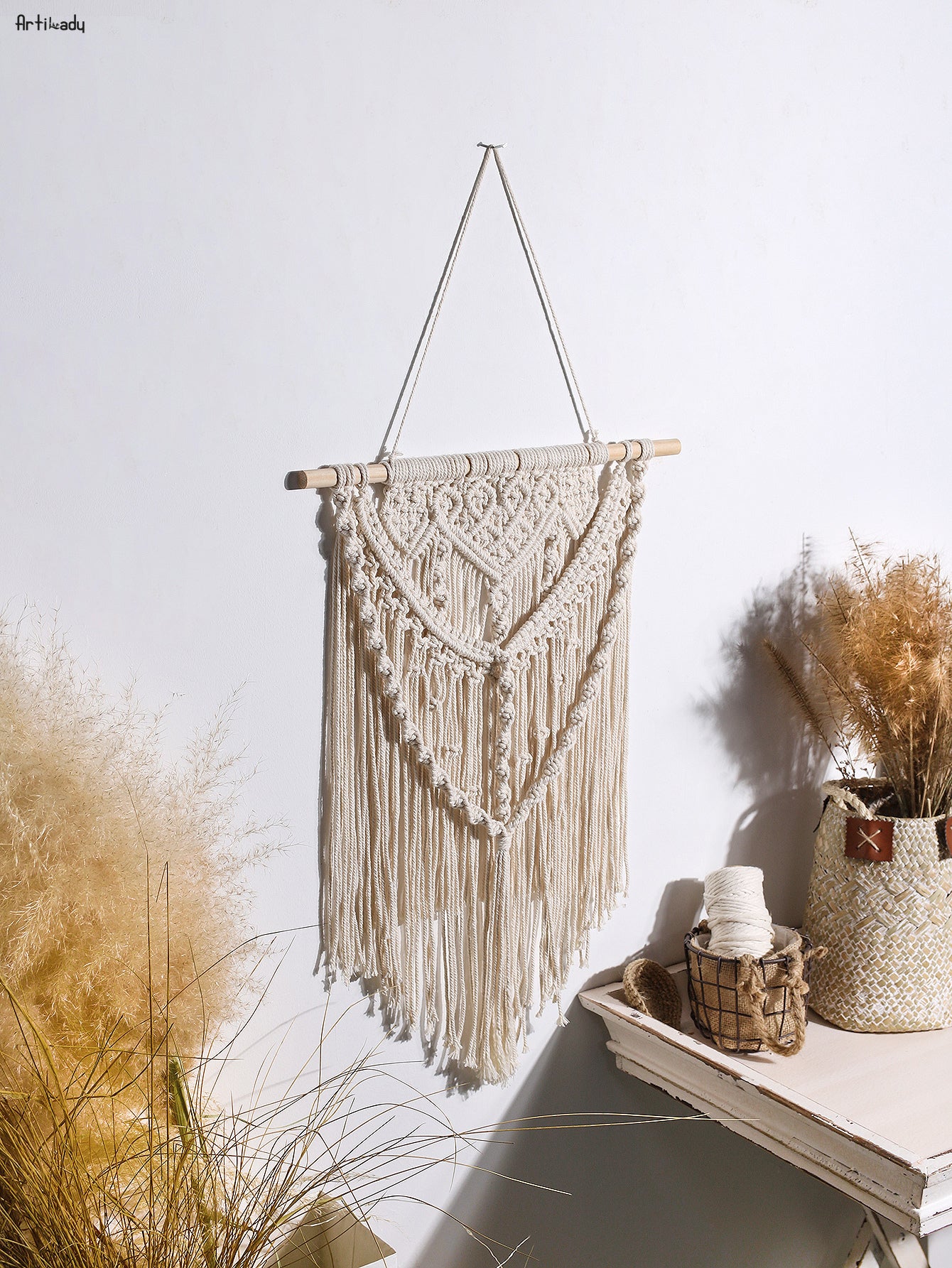 Macrame Woven Wall Hanging Tapestry, Dream Catcher Wall Hanging, Boho Chic  Bohemian Home Decor Handmade Woven Cotton Decoration 