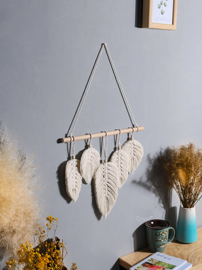 Artilady Macrame Wall Hanging Feather Boho Chic Woven Leaf Tassels Decoration