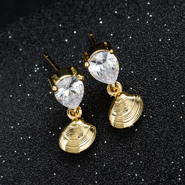 Artilady Women Gold Shell Earrings